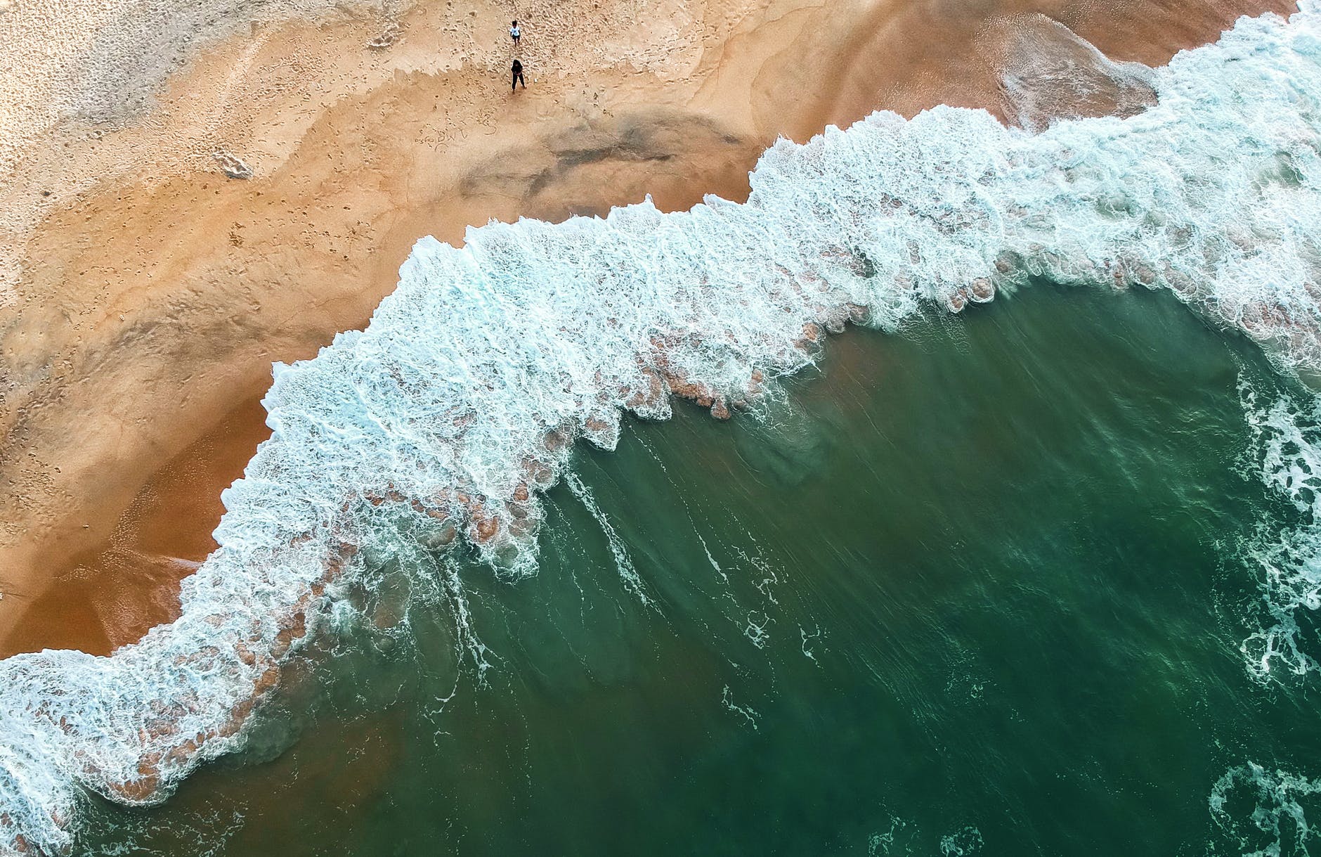 seawaves on sands